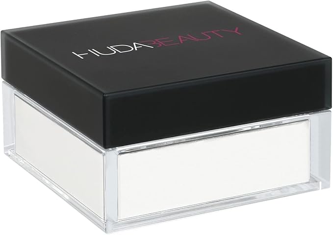 Huda Beauty NEW Easy Bake Loose Baking and Setting Powder - Sugar Cookie