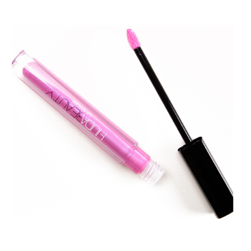 Huda Beauty Strobing Metallic Lip Gloss – Mystical Newage Trendz